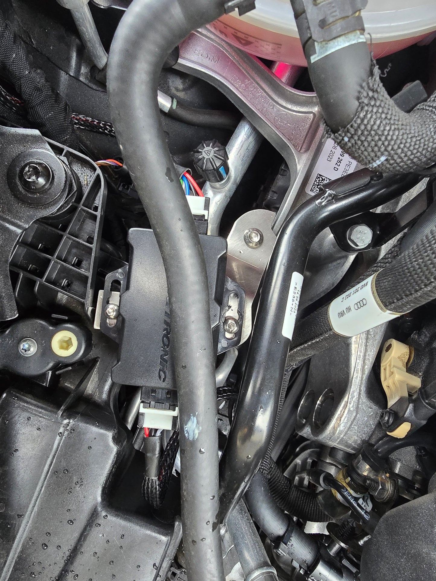 Audi RS3 8Y CAN adapter mounting bracket