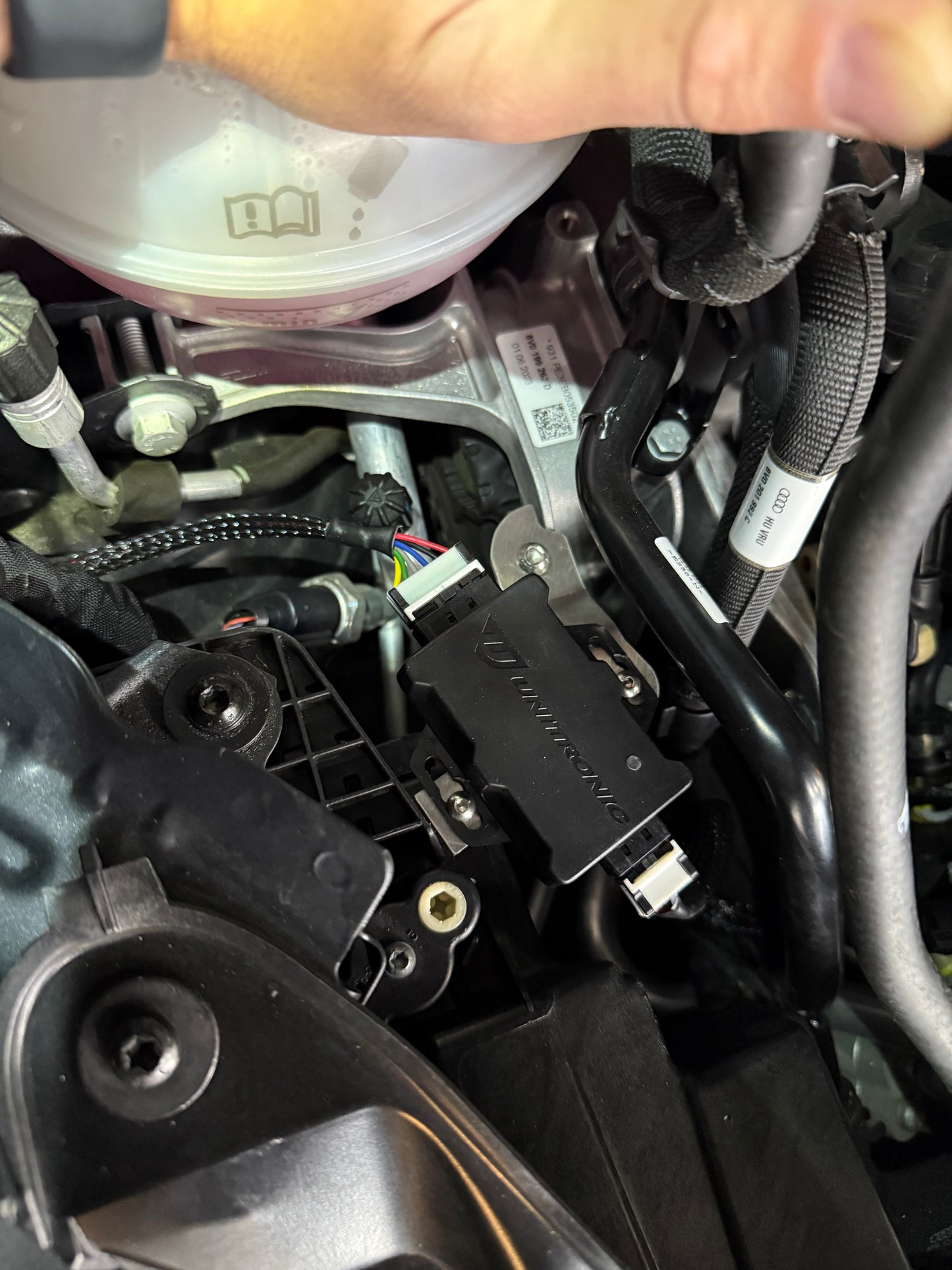 Audi RS3 8Y CAN adapter mounting bracket